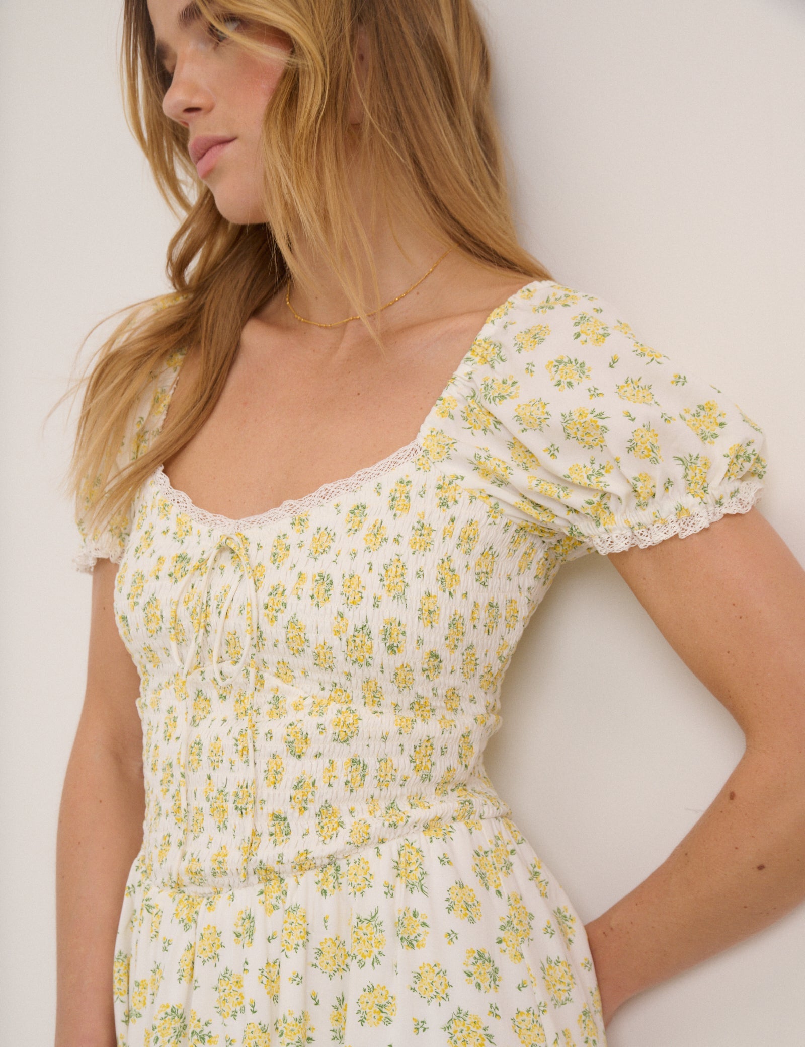 White Ditsy Floral Savanna Midi Dress