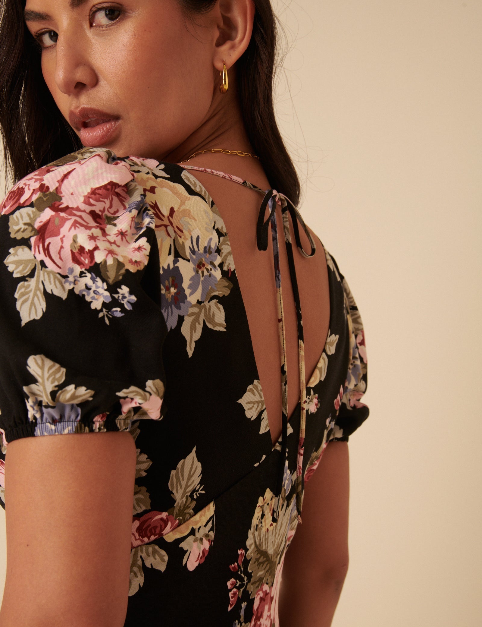 Black Floral Ella Midi Dess