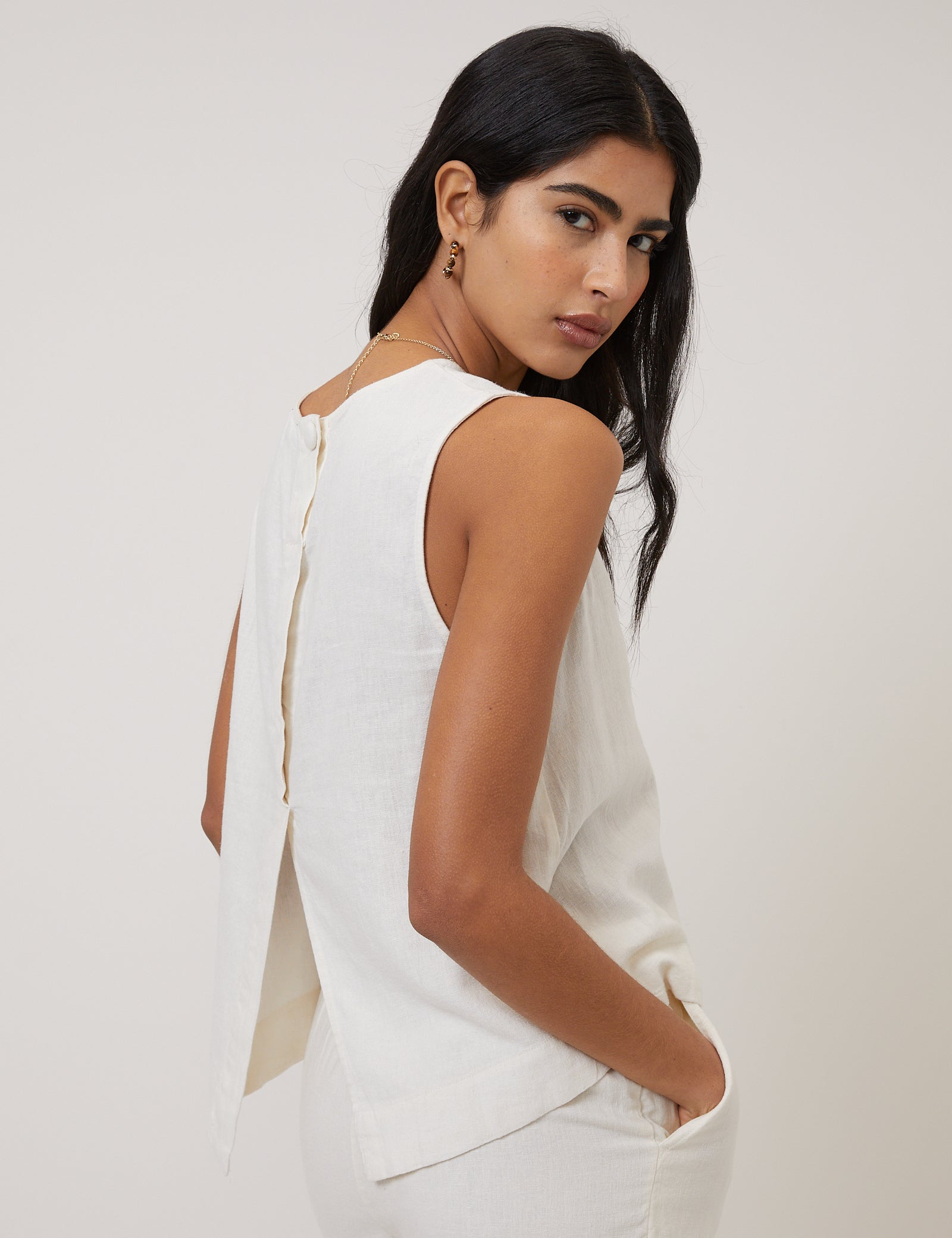 Cream Linen-blend Swing Top